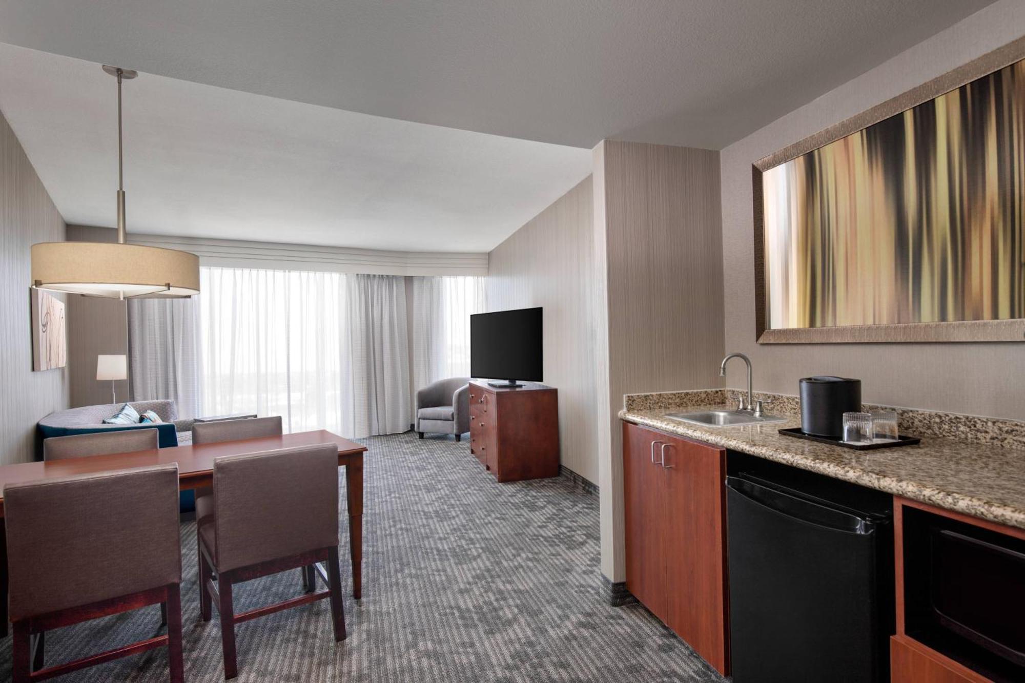 คอร์ตยาร์ด บาย แมริออท ดัลลัส อัลเลน แอต อัลเลน อีเวนต์เซ็นเตอร์ Hotel ภายนอก รูปภาพ